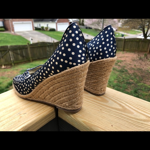 Steve Madden Navy Polka Dot Leather Wedges - Picture 3 of 4